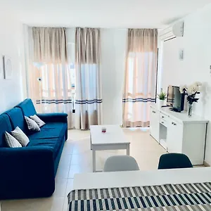 https://apartamento-fuengirola-r10.es-andalucia.com